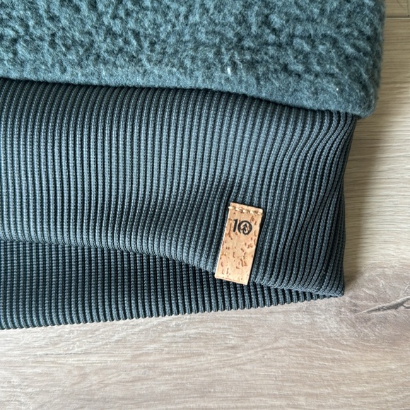 Tentree Ecoloft fleece crew neck sweater - Picture 3 of 3